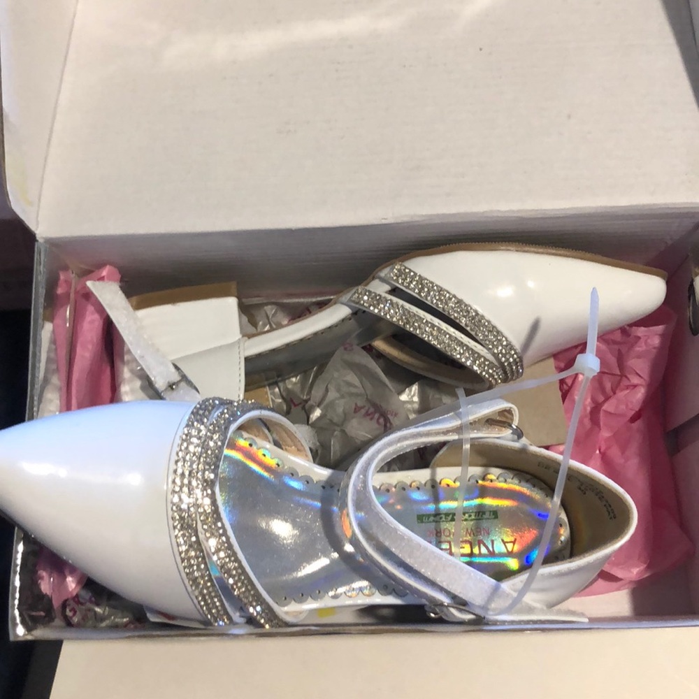 Kids dress shoes